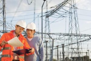 Empat Studi Rekayasa Esensial untuk Memilih Konduktor Udara di Gardu Induk